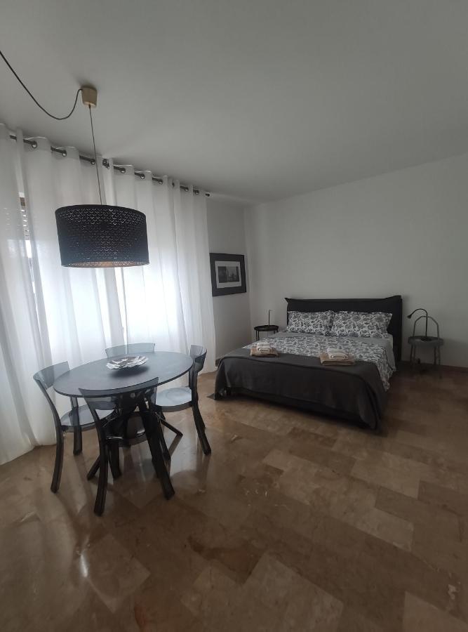 Andaleppo Apartment Mestre Bagian luar foto